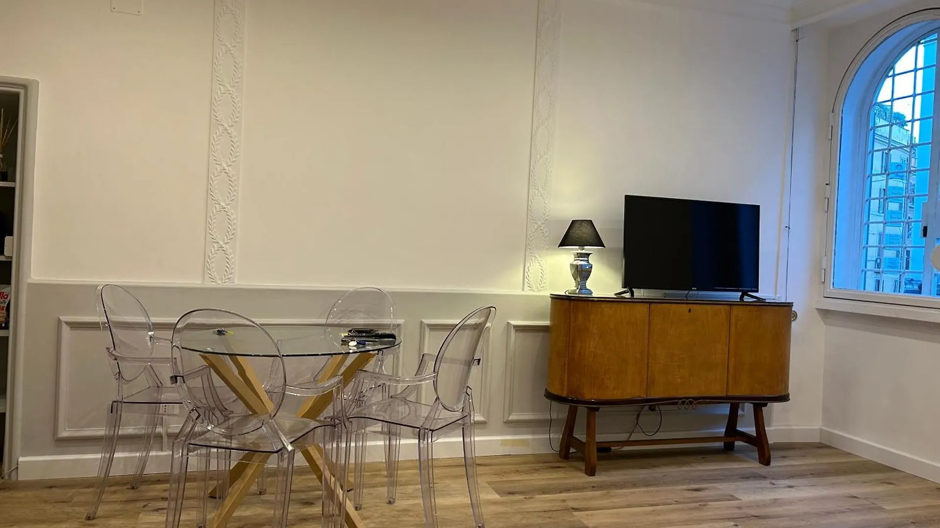 Crispi 30 Stylish Apartment Rome