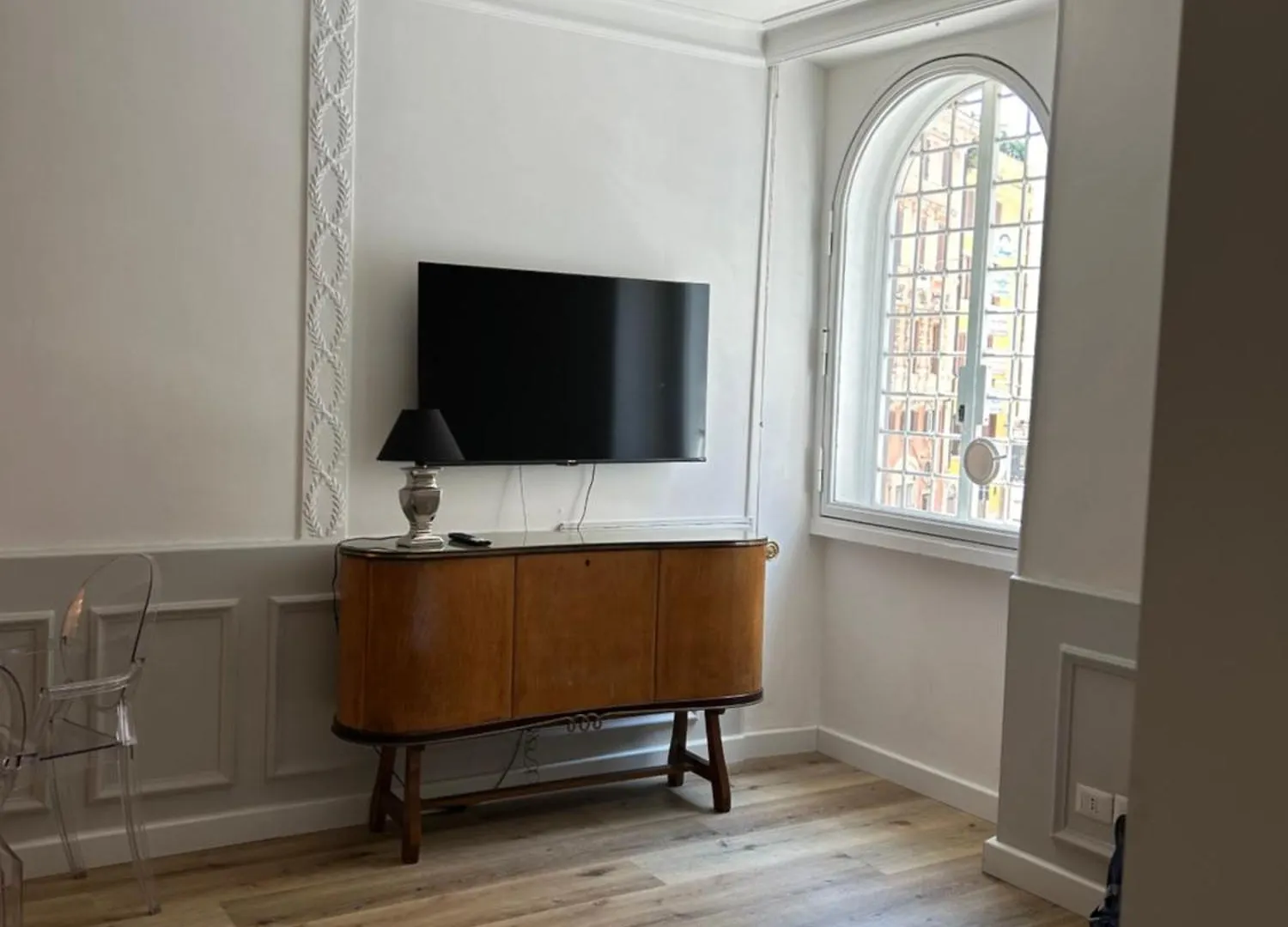 Crispi 30 Stylish Apartment Rome