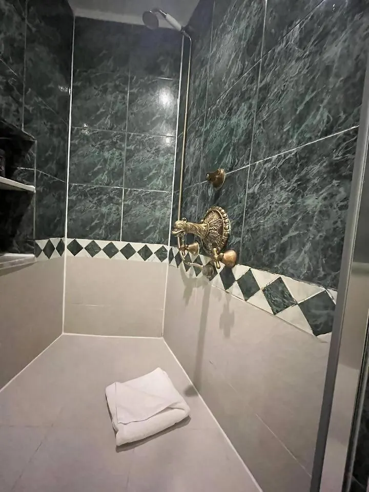 Crispi 30 Stylish Apartment Rome